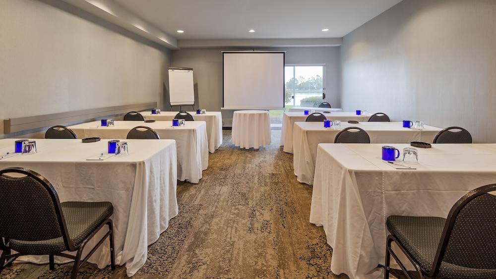 Hotel Executive & 3*