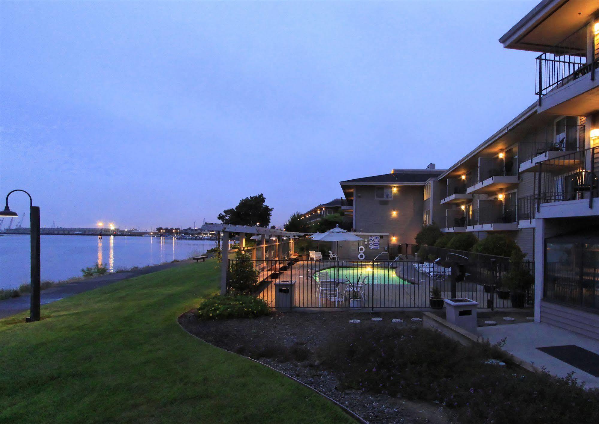 Hotel Executive &