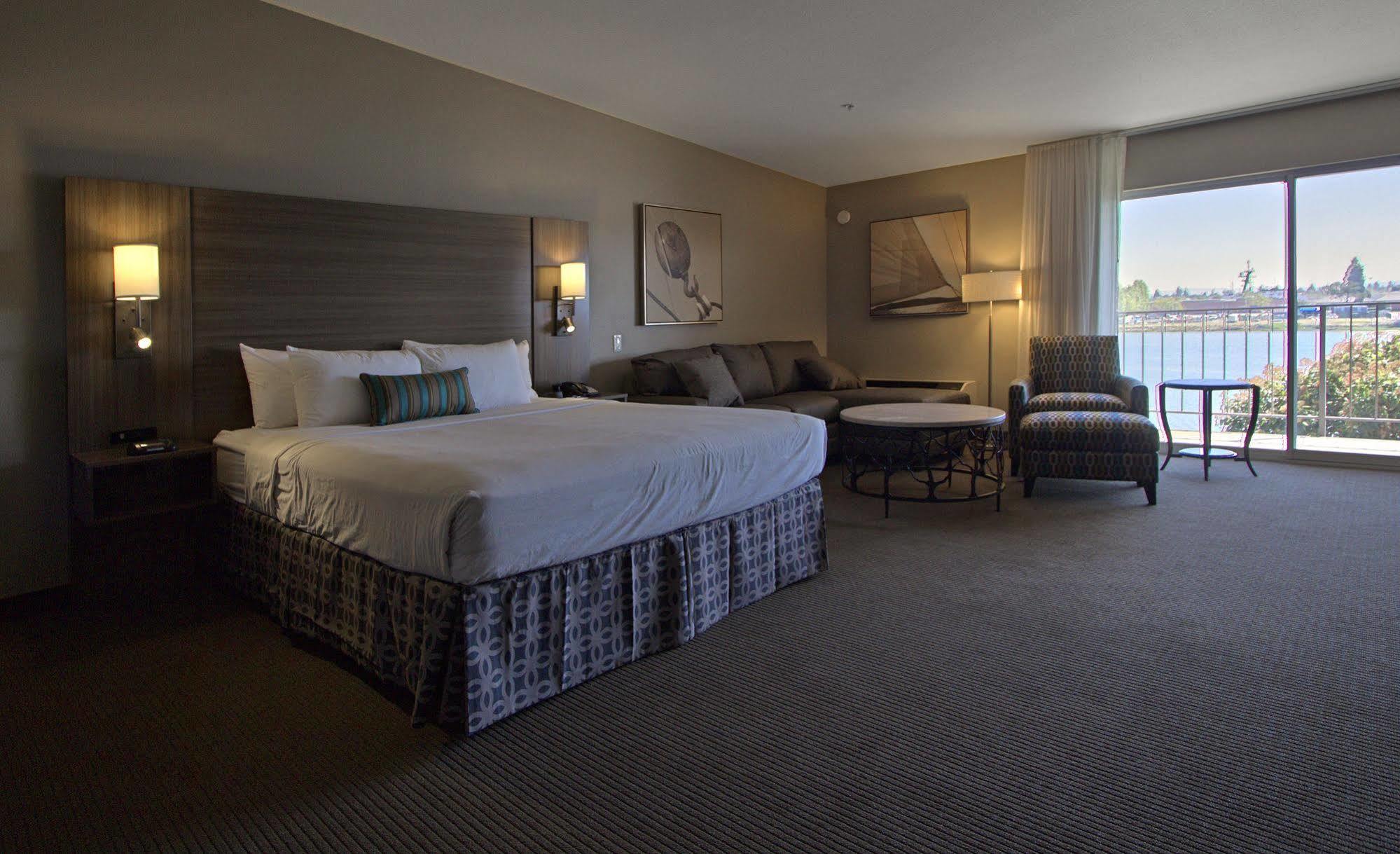 Hotel Executive & 3*